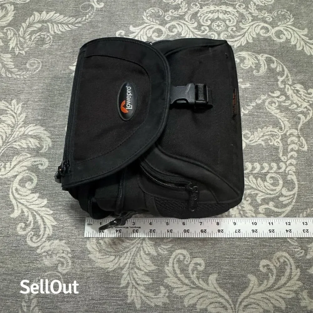 Lowepro Nova 1 AW Black Camera Bag for DSLR/SLR with All Weather Cover